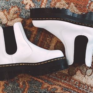 Dr Marten Quad platform Chelsea boots